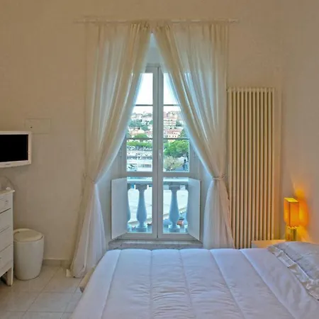 Hotel Vittoria Lerici Exterior foto